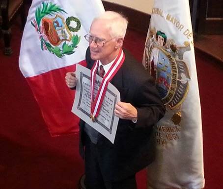 P. Jaime Regan SJ, Doctor Honoris Causa de la Universidad Nacional Mayor de San Marcos